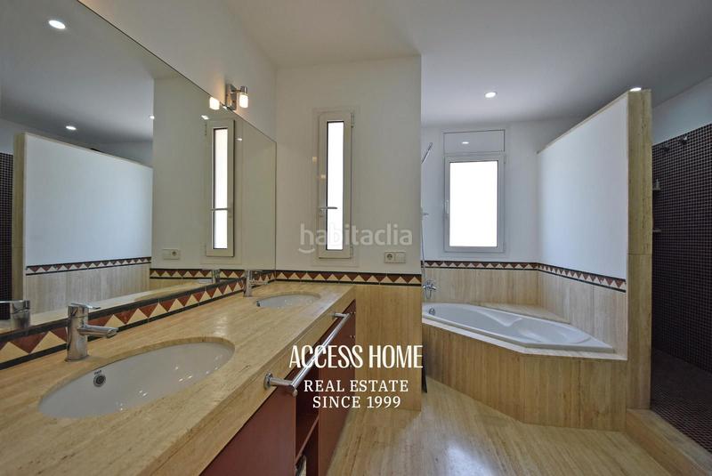 Foto 5bf73130-2376-470c-b259-e76b2dcb1382. Chalet con parcheggio piscina in Alella