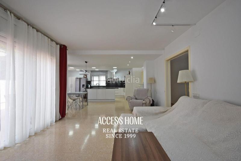 Foto 6c6235b6-4d35-4b1b-a5c8-ddb9c3294394. Chalet con parcheggio piscina in Alella