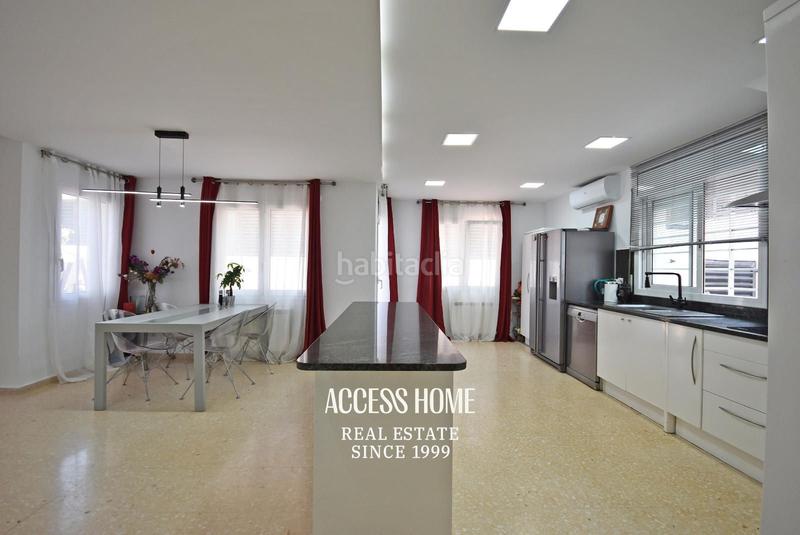 Foto 96f4e2a8-547a-4171-b94a-b87a1bef026b. Chalet con parcheggio piscina in Alella