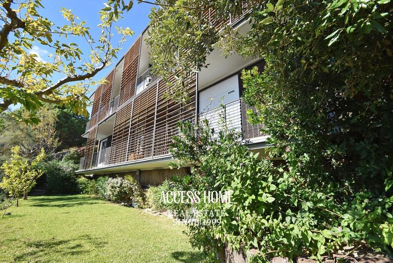 Foto 59315a3e-bcf8-4cef-8575-8e2193dbde9a. Chalet con riscaldamento parcheggio piscina in Teià