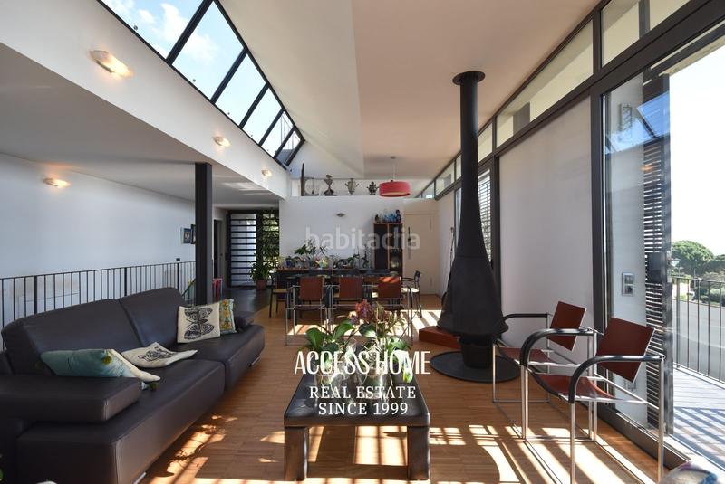 Foto a6636aff-fea3-4c5f-bcc5-c3045d30d7fd. Chalet con riscaldamento parcheggio piscina in Teià