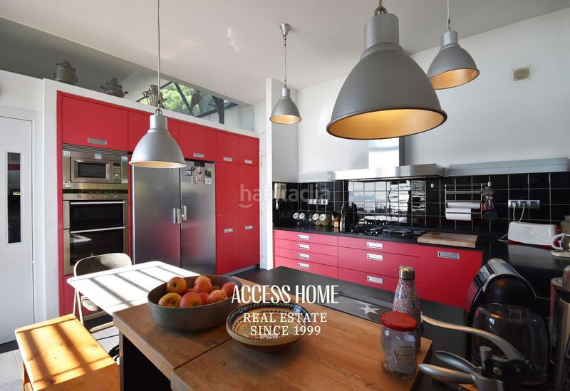 Foto a9185d77-69f8-43bc-b0d7-c0139b76df00. Chalet con riscaldamento parcheggio piscina in Teià