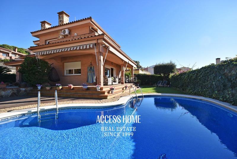 Foto 933fd86f-3940-4398-a307-0266e98a30bc. Chalet avec chauffage parking piscine dans Urbanitzacions Sant Pol de Mar