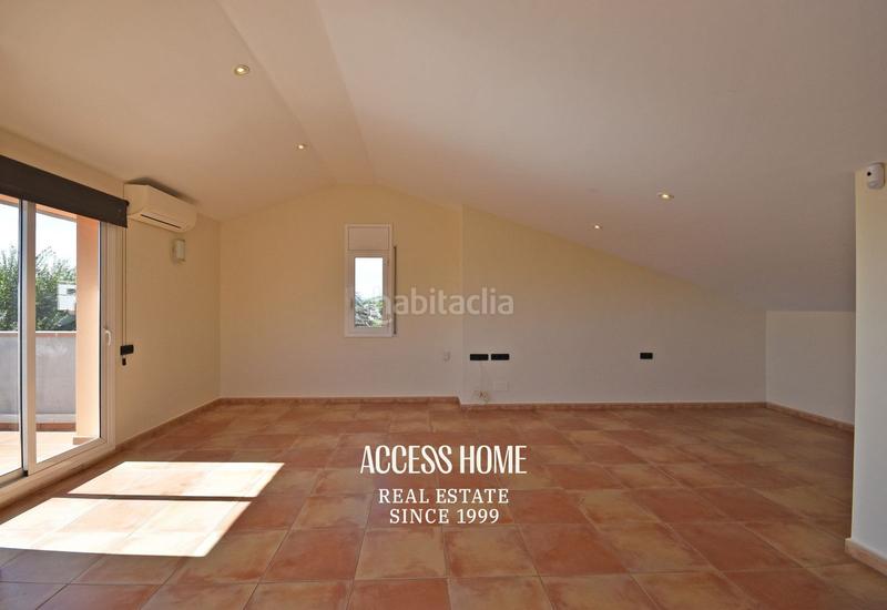 Foto f28e1a4f-bad6-434a-8b18-dab16cb9d7c5. Chalet casa unifamiliar en venta en el centro de el masnou en Masnou (El)