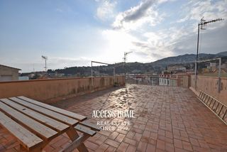 �tic a Alella. �tico luminoso con gran terraza en el centro de alella