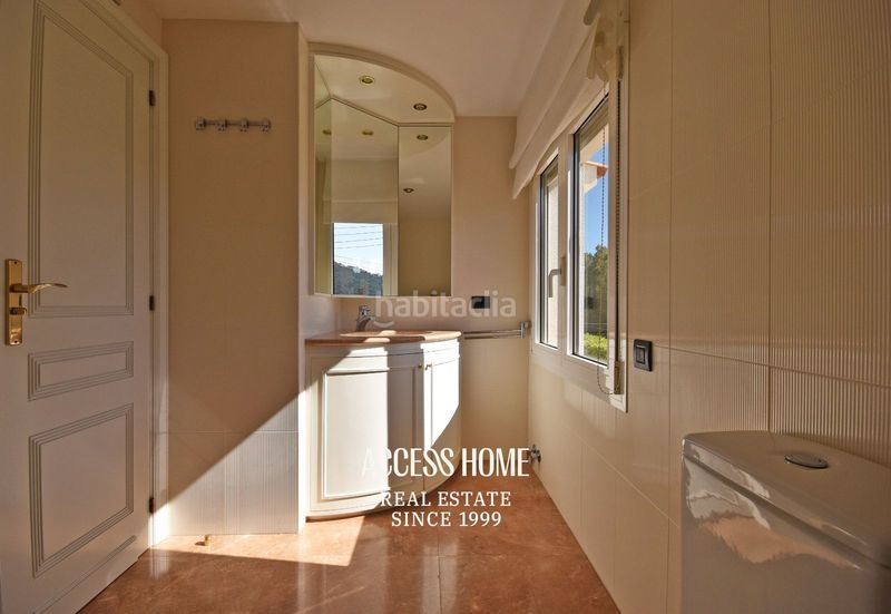 Foto 00bbcc27-6b52-4bb7-9d62-5aceaabc9138. Chalet exclusiva villa , costa del maresme en venta en Premià de Dalt