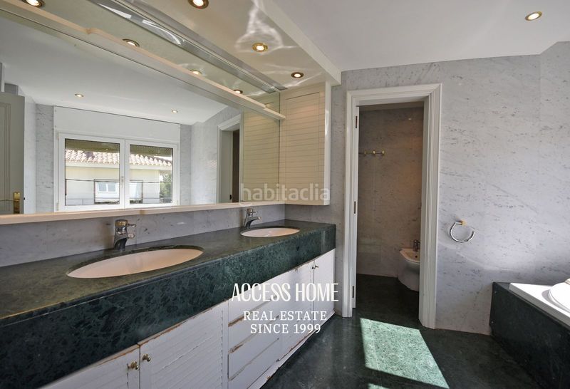 Foto 123aed14-255f-4705-8a58-5ac5c6af26bf. Chalet exclusiva villa , costa del maresme en venta en Premià de Dalt