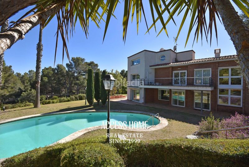 Foto 15b806bf-745f-4c5d-9f54-39322613a063. Chalet exclusiva villa , costa del maresme en venta en Premià de Dalt