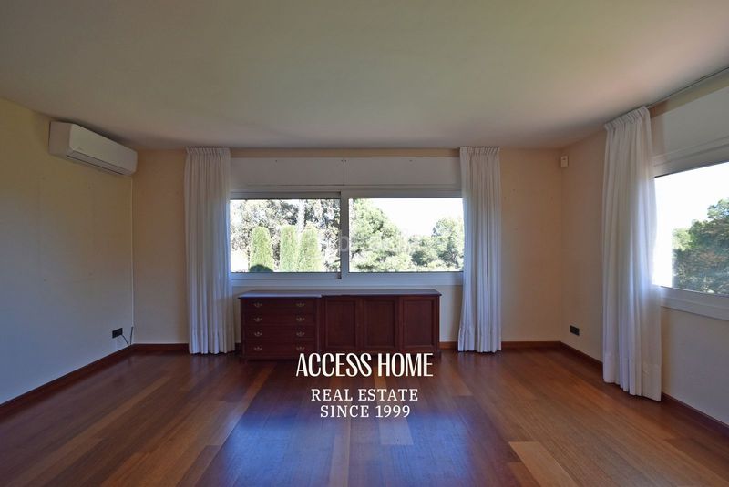 Foto 38980f9f-5725-4592-9828-1087f99a75ef. Chalet exclusiva villa , costa del maresme en venta en Premià de Dalt