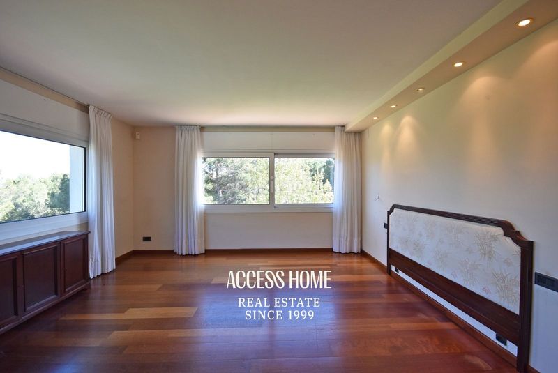 Foto 4d497a0b-1709-4ba9-bf02-8b1bd5708c52. Chalet exclusiva villa , costa del maresme en venta en Premià de Dalt