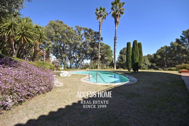 Foto 7fbf5638-751f-40d9-8ce6-545c25c50984. Chalet exclusiva villa , costa del maresme en venta en Premià de Dalt