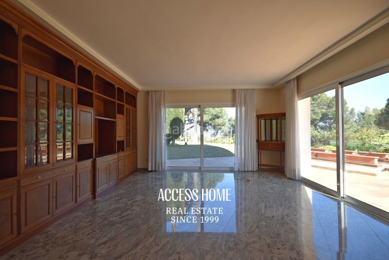 Foto cf2973a2-1a8e-473d-bf88-98e3e7679a82. Chalet exclusiva villa , costa del maresme en venta en Premià de Dalt
