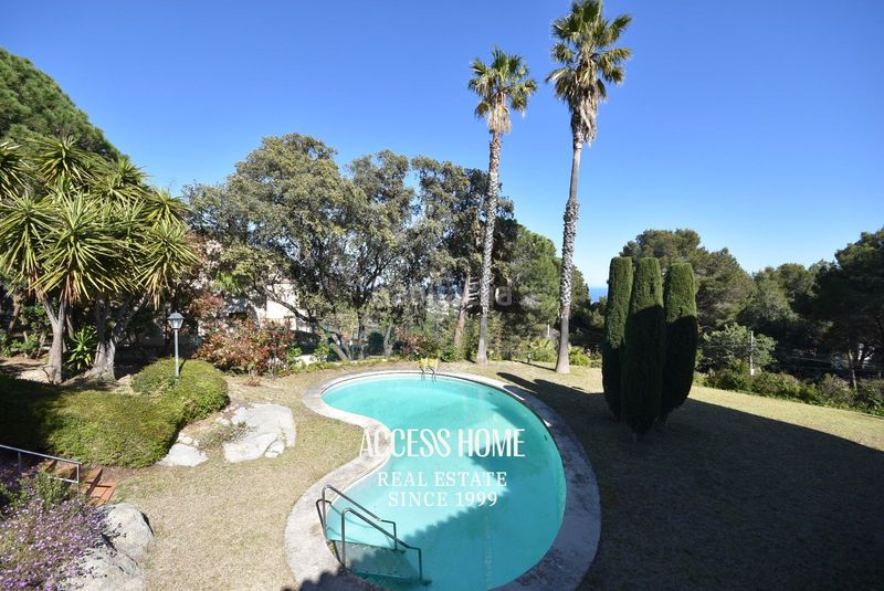 Foto dcc66548-4a84-4658-bfb5-16cbbf159d15. Chalet exclusiva villa , costa del maresme en venta en Premià de Dalt