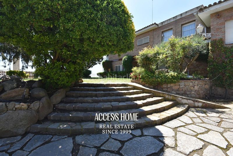 Foto 037b4be2-e627-4232-8e06-6e6d6559229d. Xalet amb calefacció aparcament piscina a Cabrera de Mar