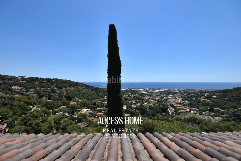 Foto be79f2da-3400-4ec3-9b94-384ca453f118. Xalet amb calefacció aparcament piscina a Cabrera de Mar