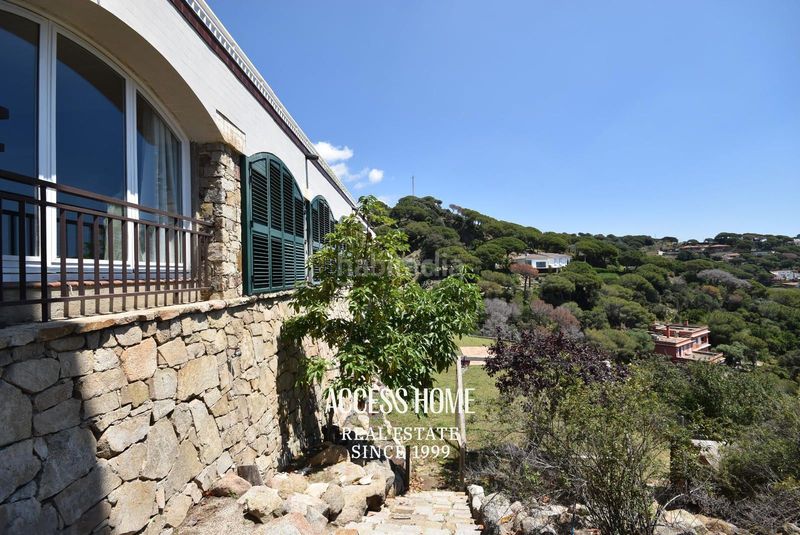 Foto ebac6a1c-9509-41eb-a015-37153e9e3054. Xalet amb calefacció aparcament piscina a Cabrera de Mar