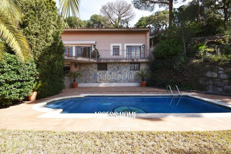 Foto 1ed30920-68f4-4045-a20a-71bcd8f7a044. Xalet amb calefacció aparcament piscina a Urbanitzacions Mataró