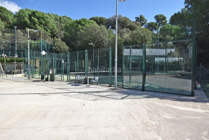 Foto 26386dba-86e9-4cf6-aad0-24963032bf0e. Masia amb piscina a Cabrils