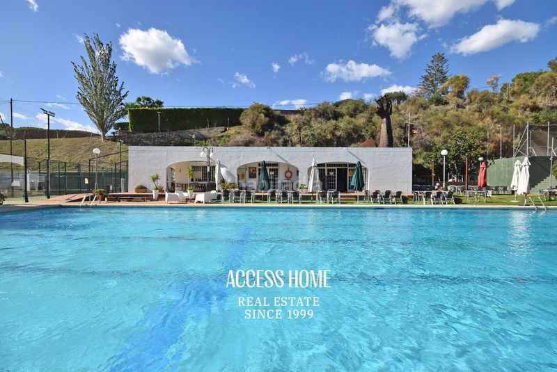 Foto e7169945-aef9-478b-83df-52ef4de21192. Masia amb piscina a Cabrils