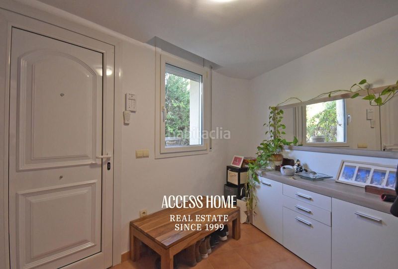 Foto 0d6c56f4-e1d9-4a34-9097-e53fb4ee41f5. Casa amb calefacció aparcament a Canet de Mar