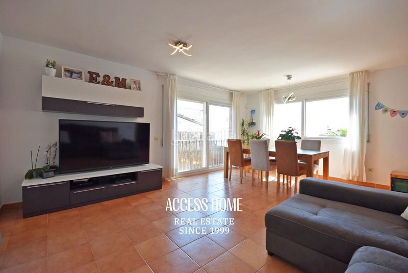 Foto 1f0d865f-0638-4890-9d3b-5075ad63d605. Casa amb calefacció aparcament a Canet de Mar