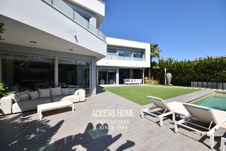 Xalet a Urbanitzacions. Exclusiva propiedad en venta en residencial vallveric, matar�