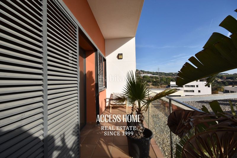 Foto b4769c5a-a6b2-4d10-8b93-f18a1e027675. Casa amb calefacció aparcament piscina a Vallveric Mataró