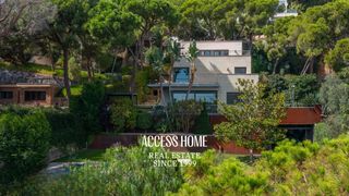 Chalet à Premià de Dalt. Exclusiva villa en venta en premià de dalt con vistas al mar, pi