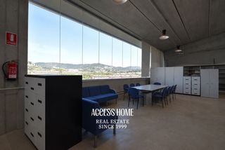 Oficina a Pomar. Oficinas corporativas en venta en badalona  polígono les guixere