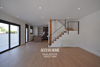 Semi detached house in Centre. Casa esquinera reformada en venta en el masnou con terraza y vis