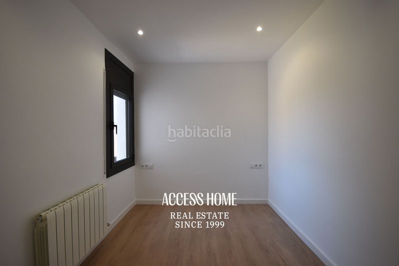 Foto 895825cc-df28-4226-bafa-f0eba9486eda. Casa adosada casa esquinera reformada en venta en el masnou con terraza y vistas al mar en Masnou (El)