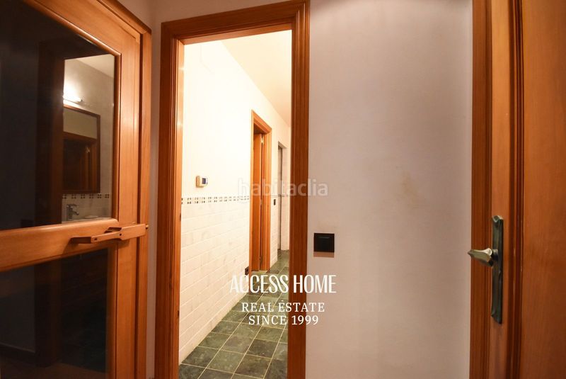 Foto a649e7e5-5e9d-4a37-be19-4e49b9c9ff89. Xalet amb aparcament piscina a Cabrera de Mar