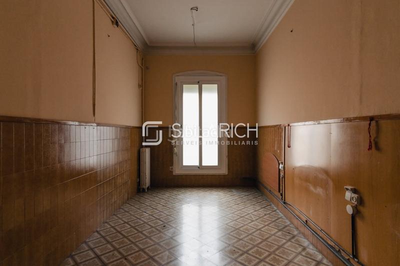 Foto 6c22f459-a8b0-4153-a5c9-23aa6f39d7ce. Miete etagenwohnung mit heizung in Vila de Gràcia Barcelona