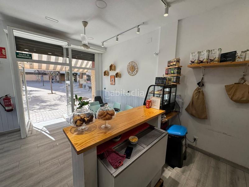 Foto 363b1ed3-85d7-4960-bc20-fa30bc7ddda8. Traspaso local comercial en El Gornal Hospitalet de Llobregat (L´)