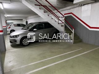 Parking voiture  L"encarnacio