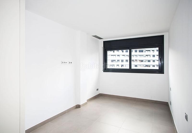 Foto ac58a8aa-20d8-442d-ac04-d124f362b203. Miete etagenwohnung mit parking pool in Provençals del Poblenou Barcelona