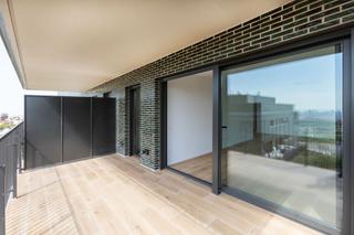 Rent Flat in Carrer de joan miró 49