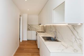 Rent Flat in Carrer de joan miró 49