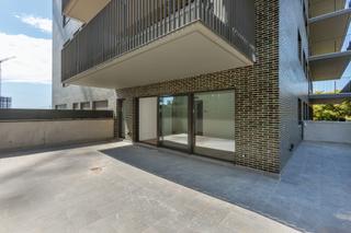 Rent Flat in Carrer de joan miró 49