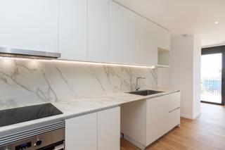 Rent Flat in Carrer de joan miró 49