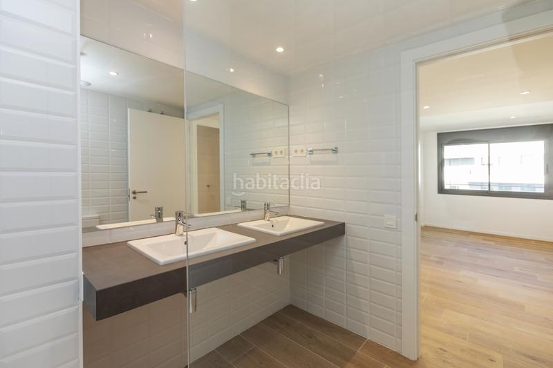 Foto 2587a0d9-1bfb-4410-a896-d081f43ef62b. Location appartement dans carrer de joan miró 45 dans Esplugues de Llobregat