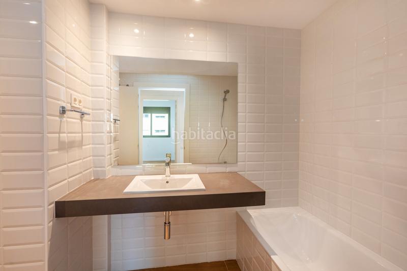 Foto cfeccfbf-721a-4ba2-9785-2cfa8da0482b. Lloguer pis a carrer de joan de la cierva 50 a Finestrelles Esplugues de Llobregat