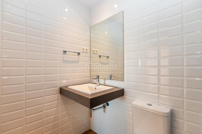 Foto 287e72f8-8df3-4da9-9812-2248191c5760. Lloguer àtic amb piscina a Finestrelles Esplugues de Llobregat