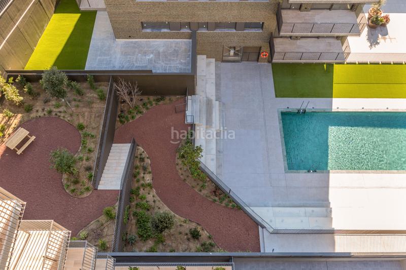 Foto 80c465a5-b18b-4288-b3b3-6b87beff7b77. Lloguer àtic amb piscina a Finestrelles Esplugues de Llobregat