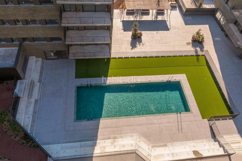 Foto 3797332d-98ed-442d-be01-de44a56a6054. Miete dachwohnung mit pool in Finestrelles Esplugues de Llobregat