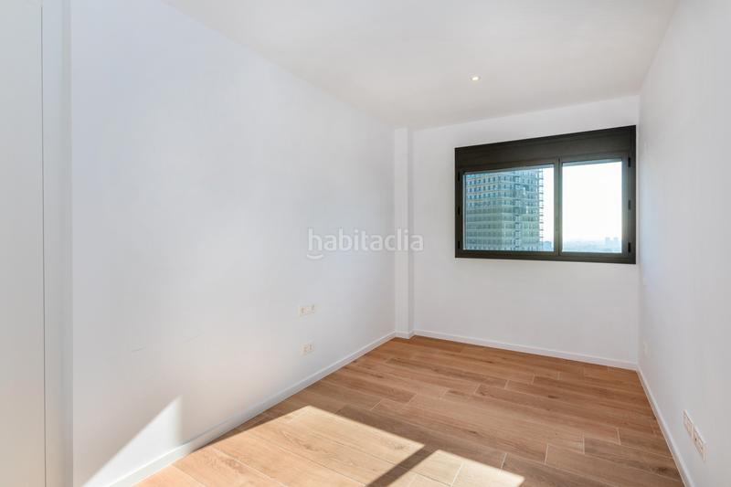 Foto e892a508-dc9a-4fc1-9689-4dd626f3beb1. Miete dachwohnung mit pool in Finestrelles Esplugues de Llobregat