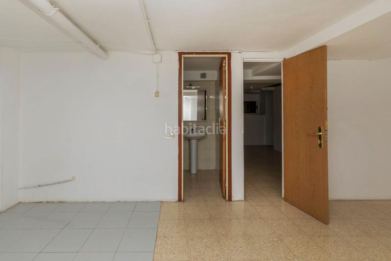 Foto b992687e-b6f7-4f25-be64-528ff6d49dd6. Alquiler local comercial en El Clot Barcelona