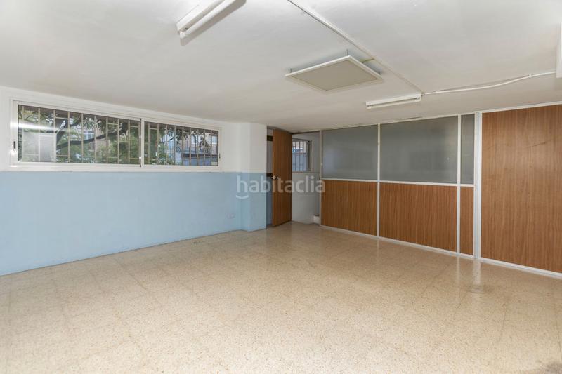 Foto 03c2caf0-ab0d-40b4-8362-cbd16f1f89d0. Location local commercial dans El Clot Barcelona