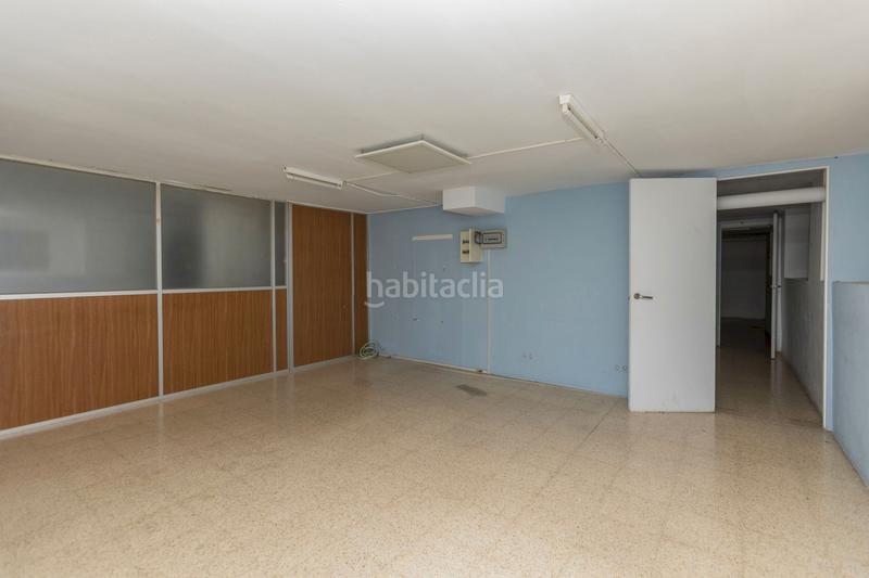 Foto 136ad8e6-fb7c-4551-8ca8-6b68d2af1559. Location local commercial dans El Clot Barcelona