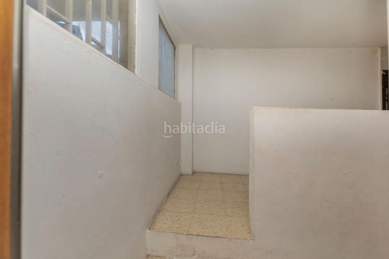 Foto 89a271bd-53e1-4966-948e-e6e0d412342d. Location local commercial dans El Clot Barcelona